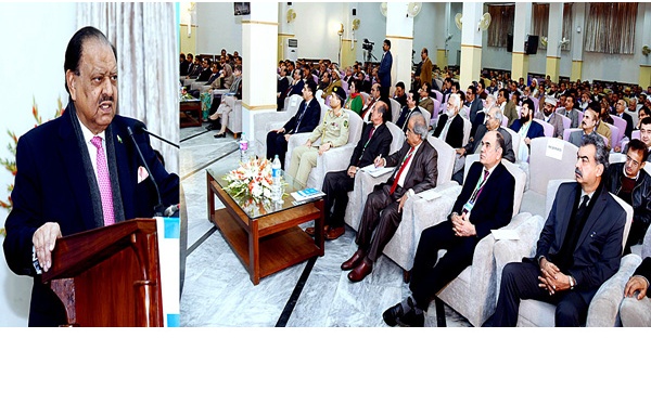 Mamnoon Hussain stressed formulating an education system keeping in view its coherence with national objectives
