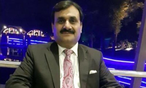 PPP leader Shaukat Basra injured, PA killed in Bahawalnagar gunfight