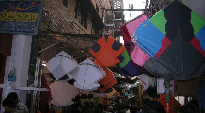 Action against kite sellers in Rawalpindi